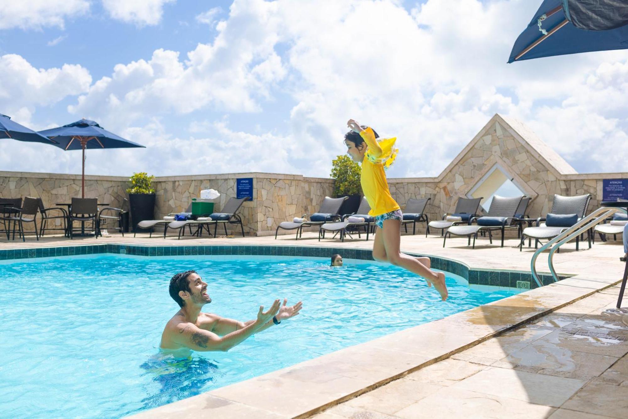 Hotel Atlante Plaza Ресифи Экстерьер фото Rooftop pool at the JW Marriott San Antonio