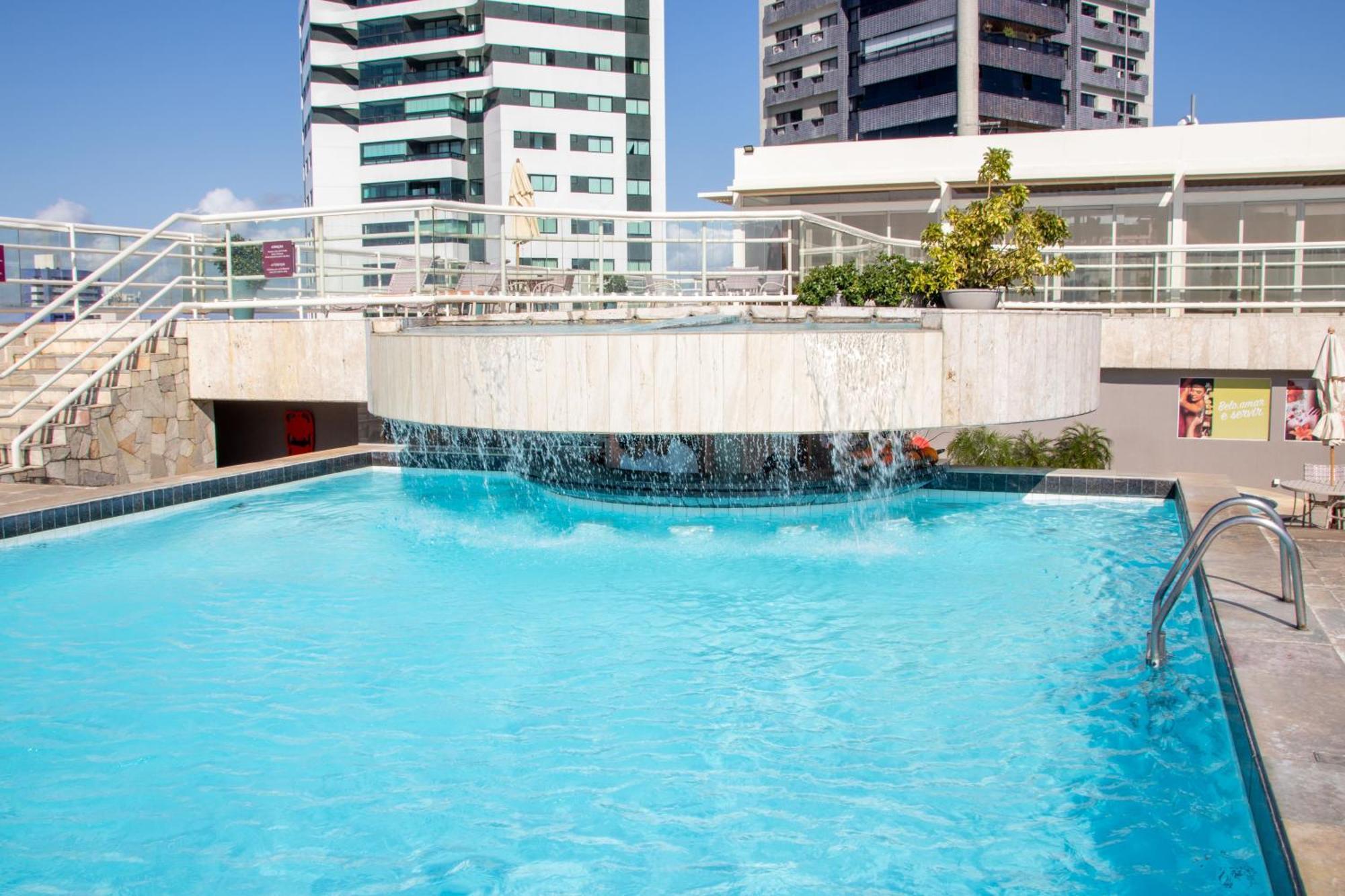Hotel Atlante Plaza Ресифи Экстерьер фото The pool at the rooftop of the hotel